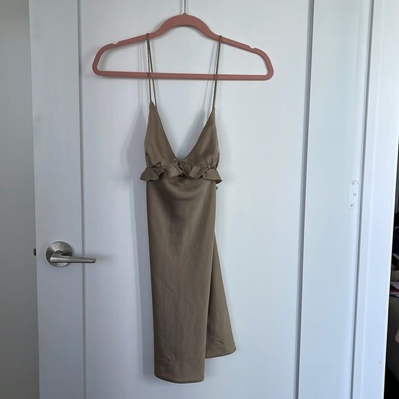 Zara Ruffled Satin Effect Dress - Picture 2 of 5